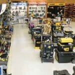 Quelle quincaillerie en Bretagne et à Rennes choisir