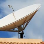 Pourquoi choisir la TV par satellite pour les logements collectifs ?