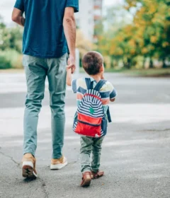 sortie d'école des enfants