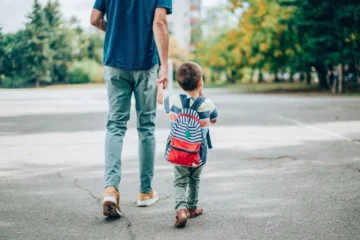 sortie d'école des enfants