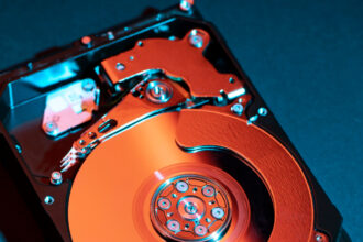 Disque dur classique vs SSD : quelle est la meilleure option pour votre ordinateur ?